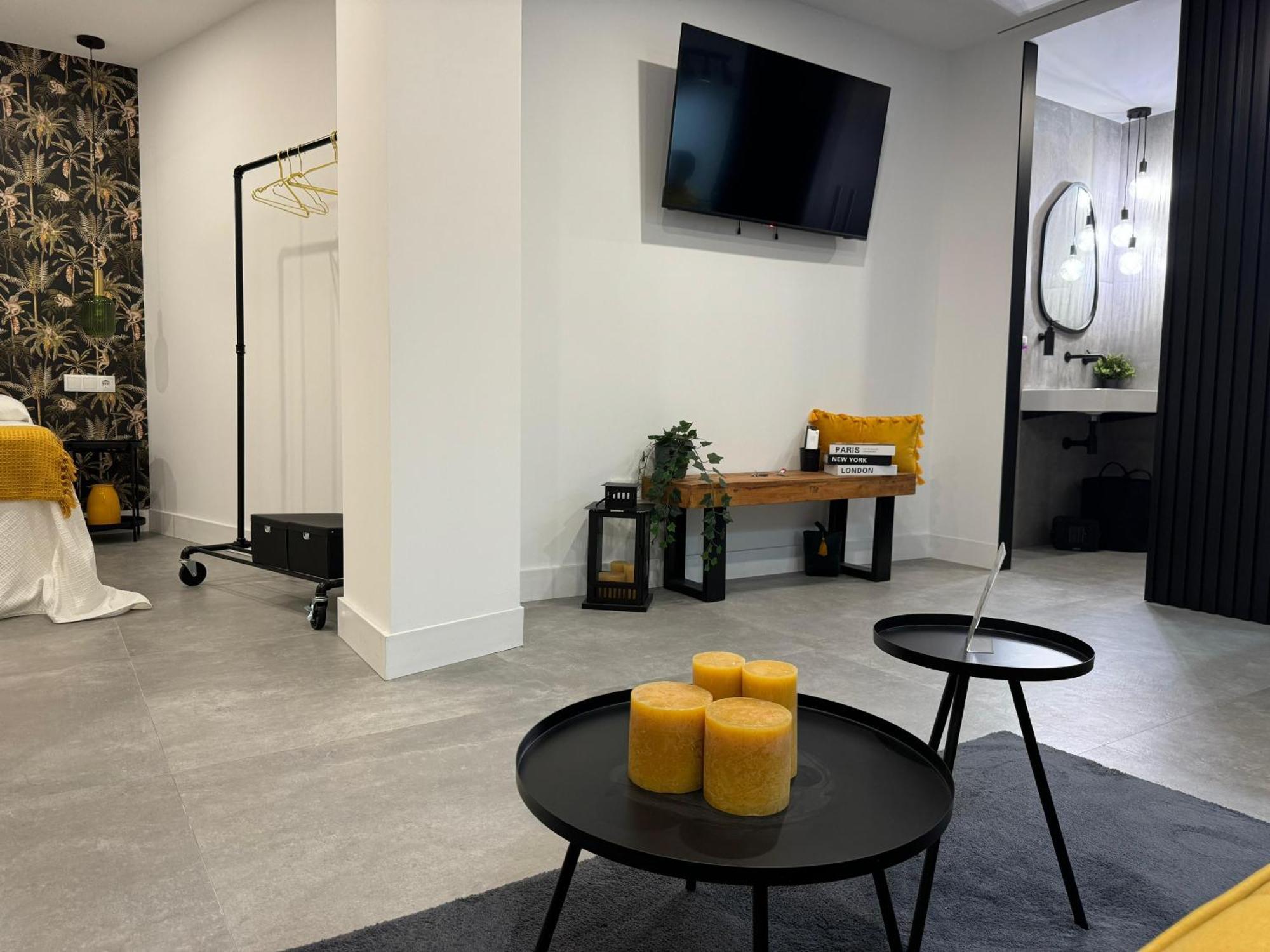 Apartamento Deluxe Lajuderia Con Parking Gratis กอร์โดบา ภายนอก รูปภาพ